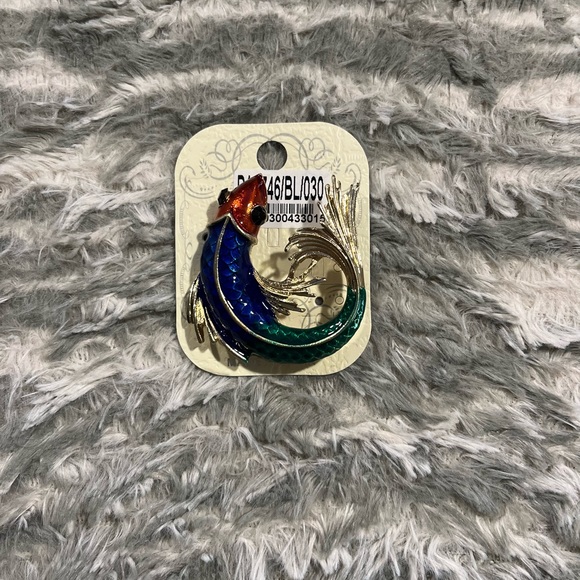 Pin - Picture 4 of 4